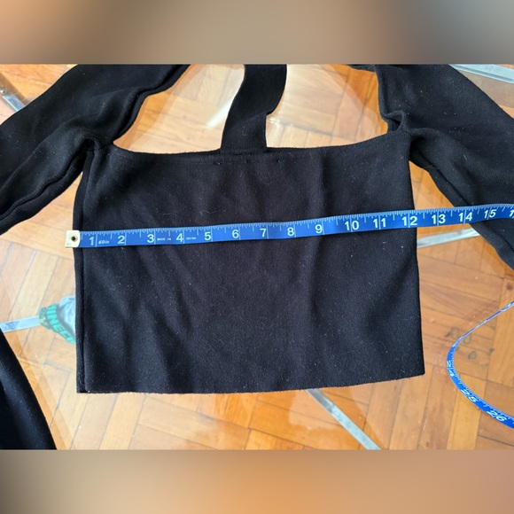 ZARA cut out mock neck knit top - Picture 3 of 8